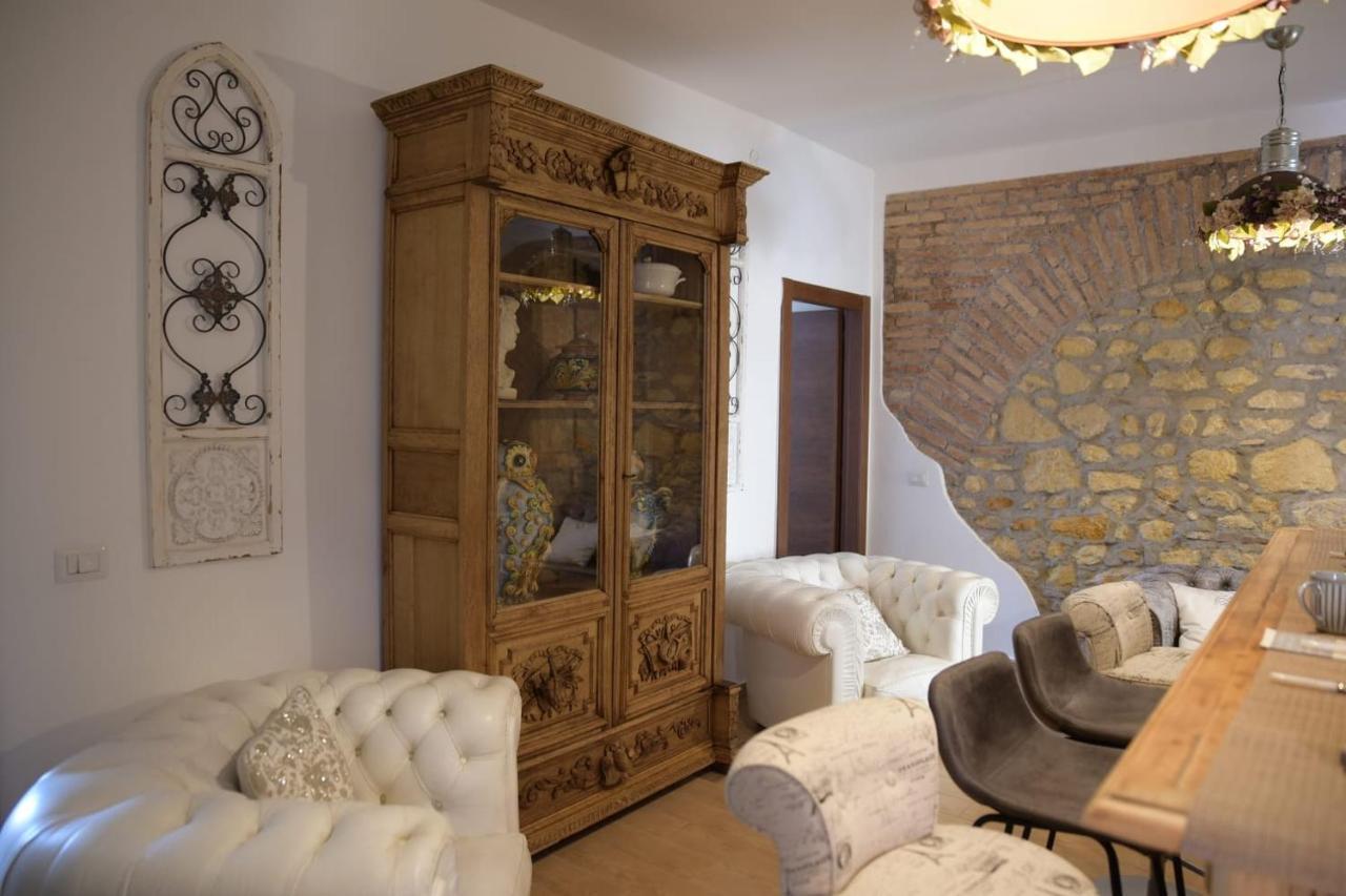 San Salvator Luxury Suites Nettuno Bagian luar foto
